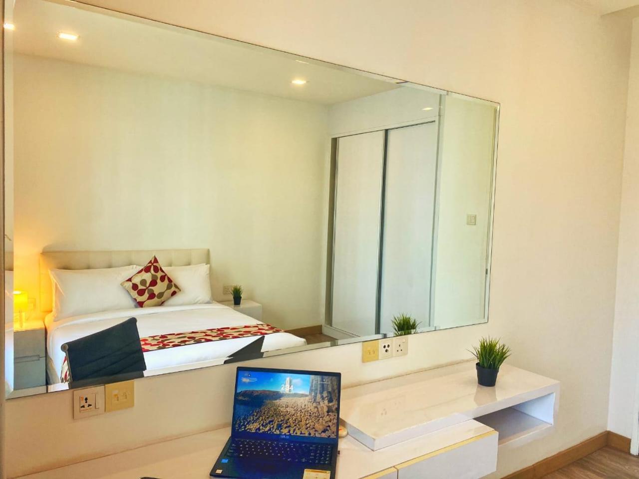 Ferienwohnung Oneiro One Bukit Ceylon Kuala Lumpur Exterior foto