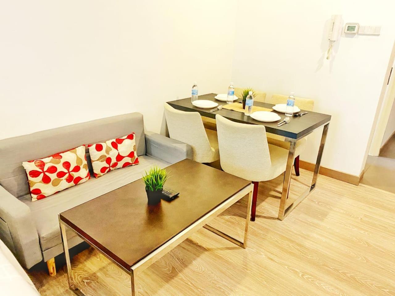 Ferienwohnung Oneiro One Bukit Ceylon Kuala Lumpur Zimmer foto
